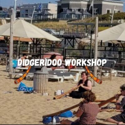 Leer de juiste klanken uit dit pracht instrument te halen tijdens onze didgeridoo workshop bij BeachEvents.nl